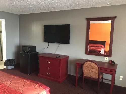 Express Inn Bay City image 4