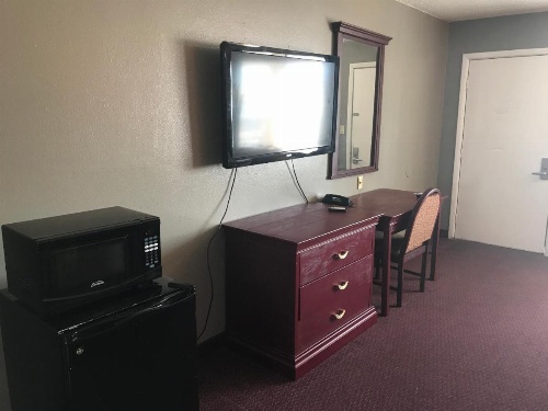 Express Inn Bay City image 5